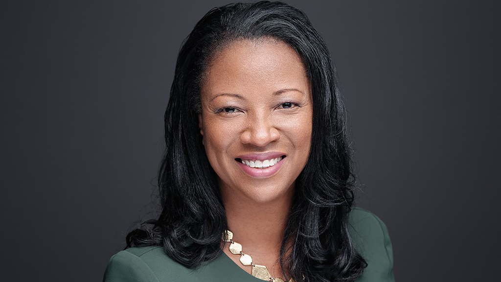 Woods named next leader of glass group; Golden to step down at laboratory medicine group; more departures and arrivals