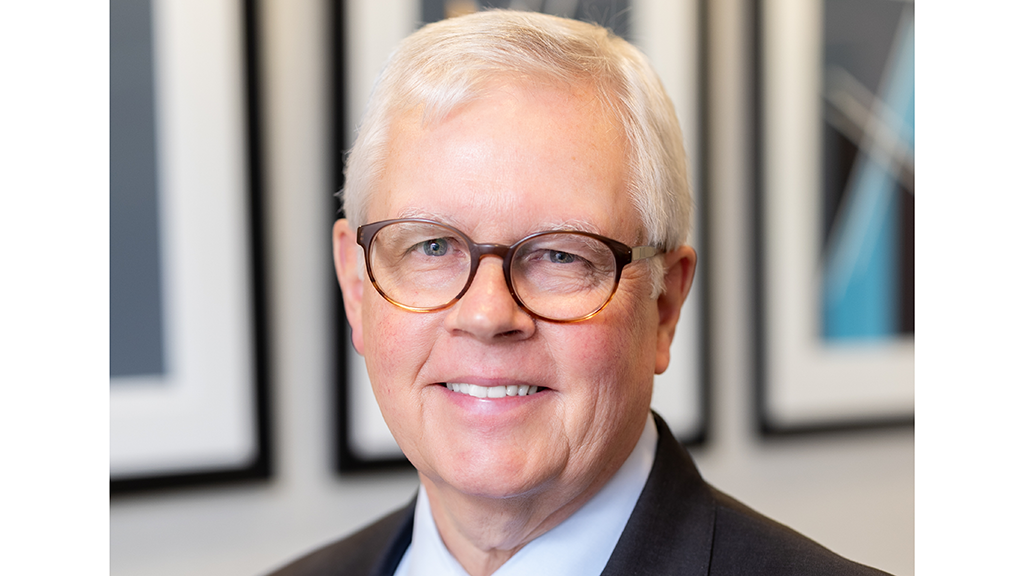 Kevin Burke to retire from airports group; Rosso named CEO of actuaries group; more departures and arrivals