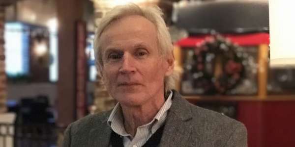 Crawford wins acclaim with Twain book